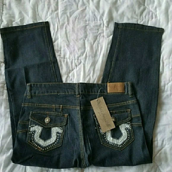 Sz 10 - 20 distressed dark wash denim/Jean capris - Picture 2 of 6